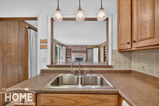650 Riverbend Drive, Owosso, MI 48867