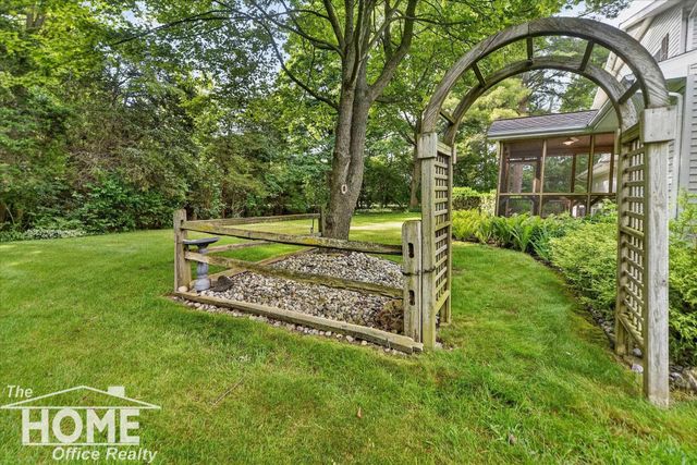 650 Riverbend Drive, Owosso, MI 48867