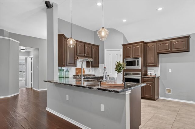 2720 Windstone Way, Corinth, TX 76210