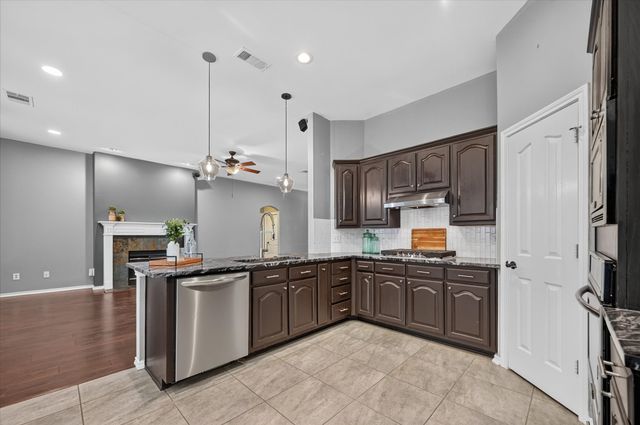 2720 Windstone Way, Corinth, TX 76210