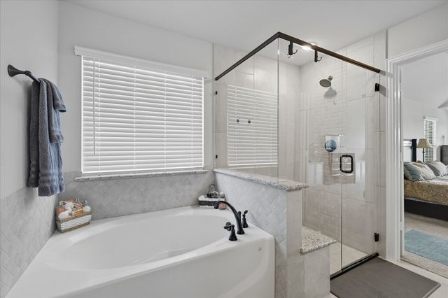 703 Oakcrest Drive, Justin, TX 76247