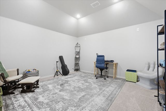 703 Oakcrest Drive, Justin, TX 76247