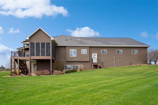 2492 55th Street, Vinton, IA 52349