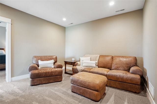 2492 55th Street, Vinton, IA 52349