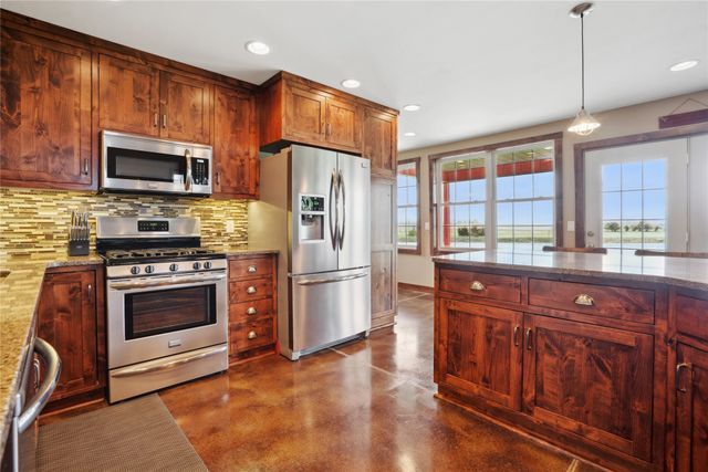 2492 55th Street, Vinton, IA 52349