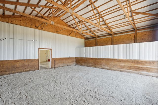 2492 55th Street, Vinton, IA 52349