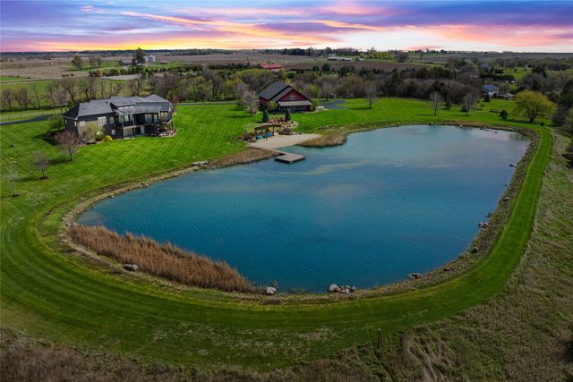 2492 55th Street, Vinton, IA 52349