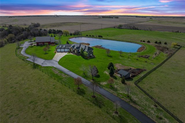 2492 55th Street, Vinton, IA 52349