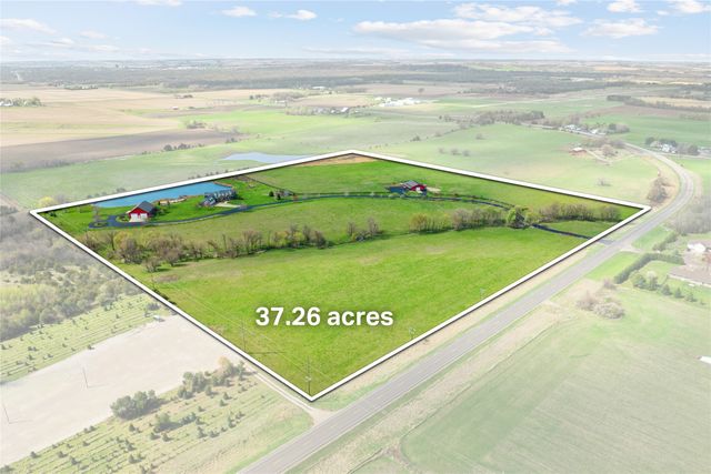 2492 55th Street, Vinton, IA 52349