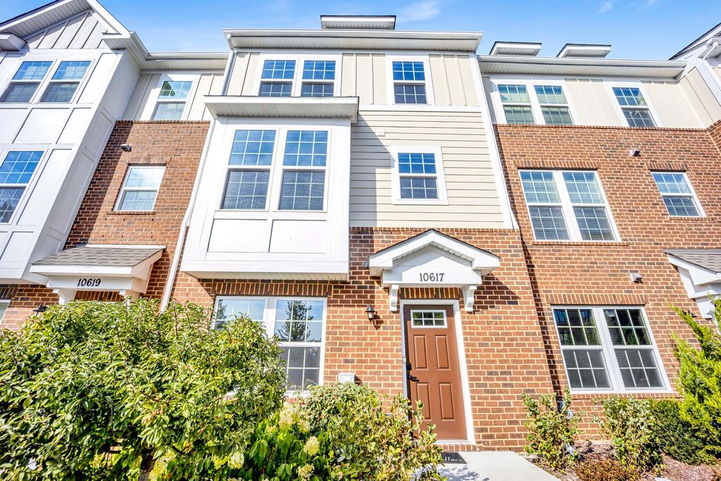 10617 Owain Way, Orland Park, IL 60462