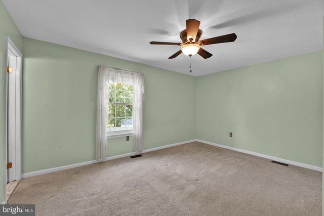 7094 SADDLE DR, Sykesville, MD 21784