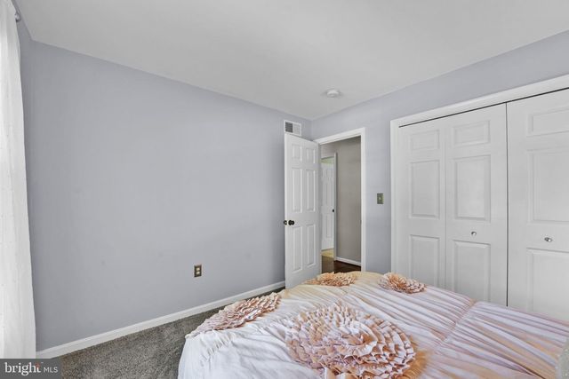7094 SADDLE DR, Sykesville, MD 21784