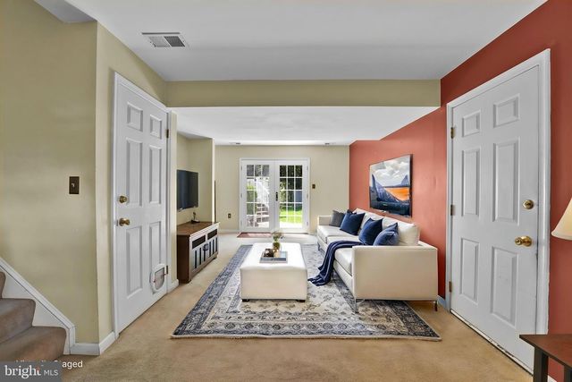 7094 SADDLE DR, Sykesville, MD 21784