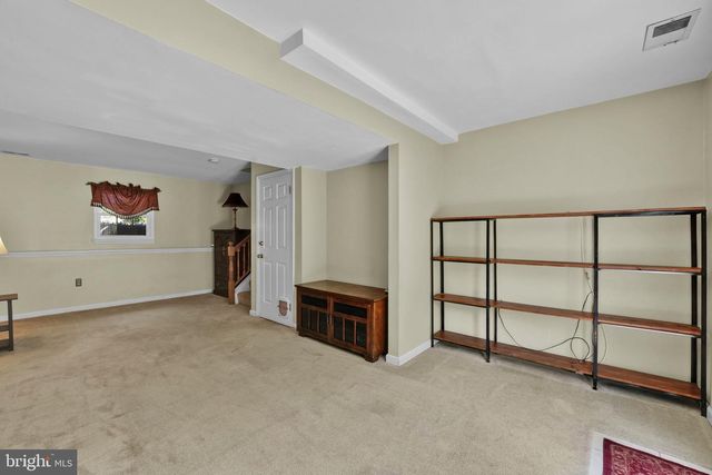 7094 SADDLE DR, Sykesville, MD 21784