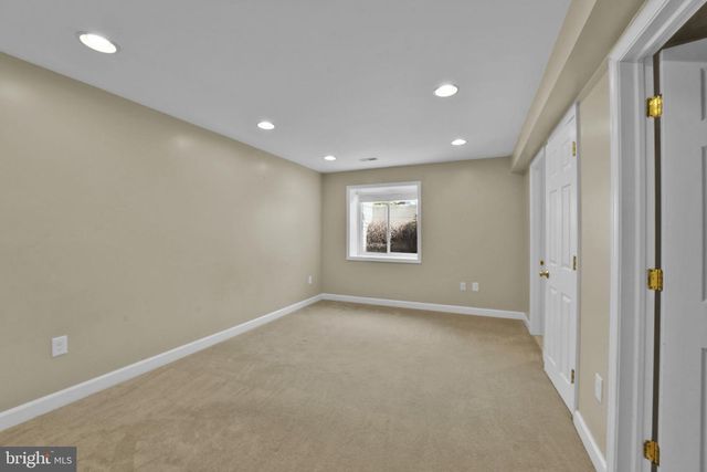7094 SADDLE DR, Sykesville, MD 21784