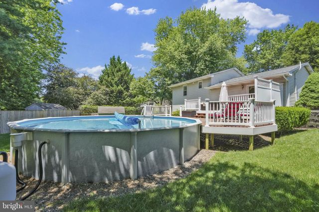 7094 SADDLE DR, Sykesville, MD 21784