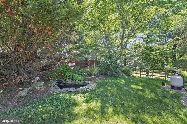 7094 SADDLE DR, Sykesville, MD 21784