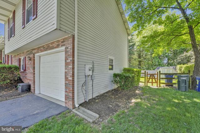 7094 SADDLE DR, Sykesville, MD 21784