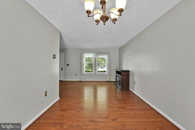 7094 SADDLE DR, Sykesville, MD 21784