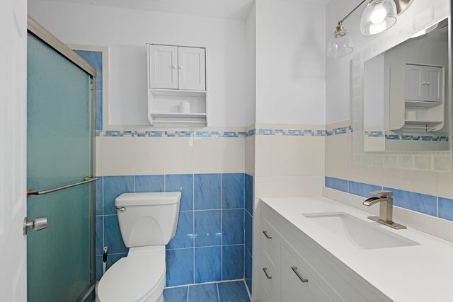 18638 Golfview Drive, Hazel Crest, IL 60429