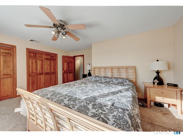 70 Lawndale Street, Berlin, CT 06037