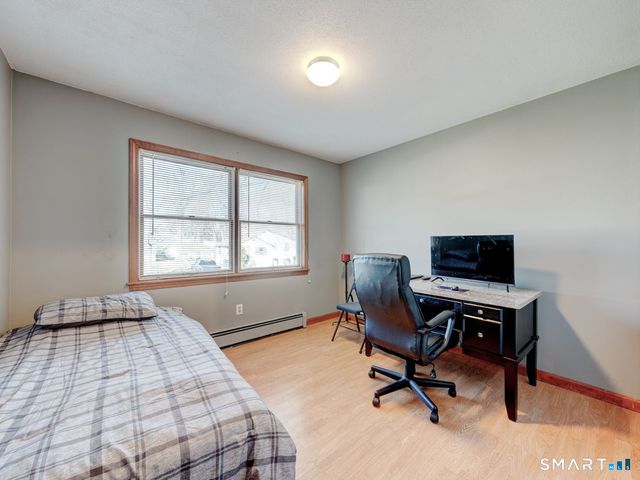 70 Lawndale Street, Berlin, CT 06037