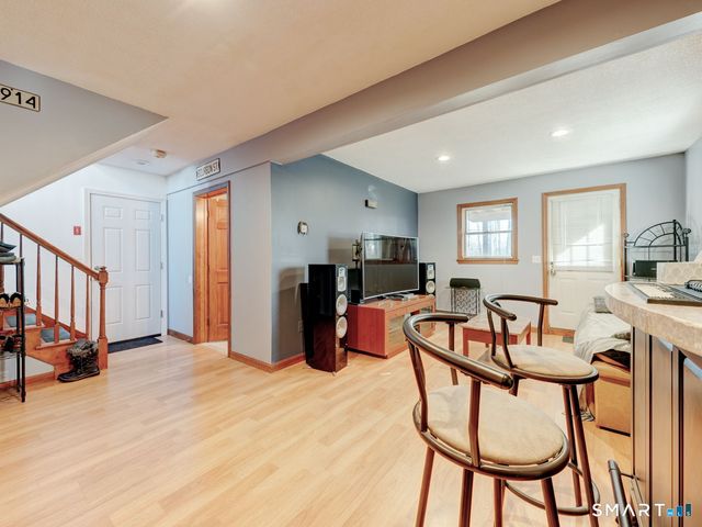 70 Lawndale Street, Berlin, CT 06037