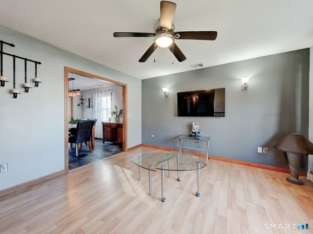 70 Lawndale Street, Berlin, CT 06037