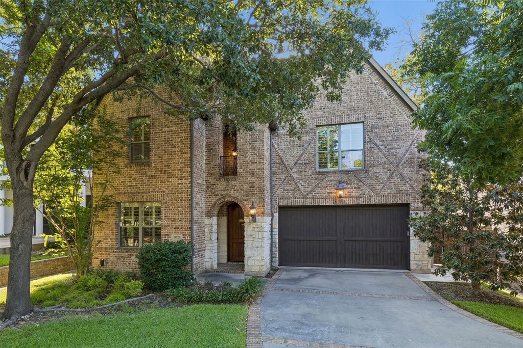 8523 Lakemont Drive, Dallas, TX 75209 — photo 2