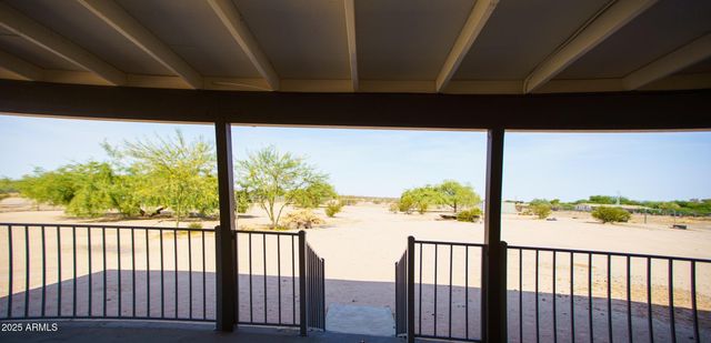 22 N 331ST Avenue, Tonopah, AZ 85354