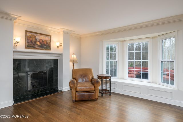 4 Packard Drive, Middletown, NJ 07748