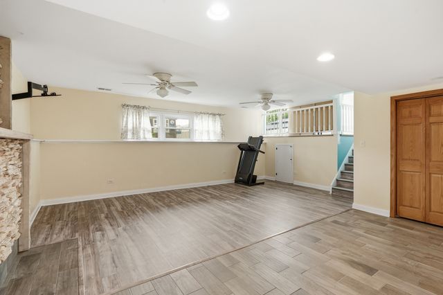 15606 Vista Drive, Oak Forest, IL 60452
