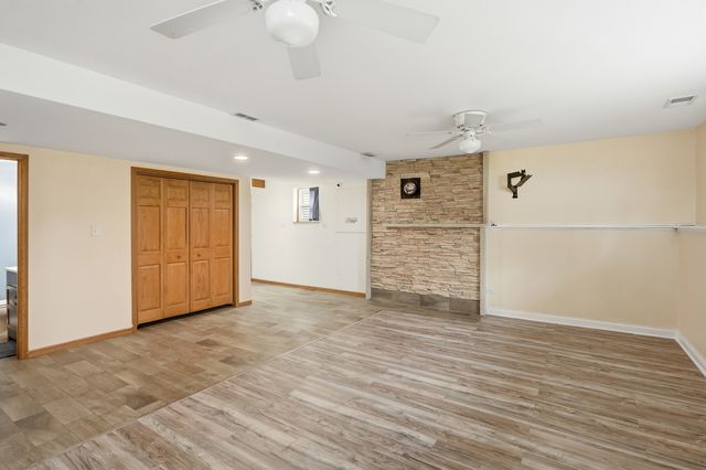 15606 Vista Drive, Oak Forest, IL 60452