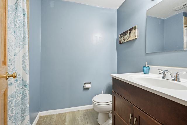 15606 Vista Drive, Oak Forest, IL 60452