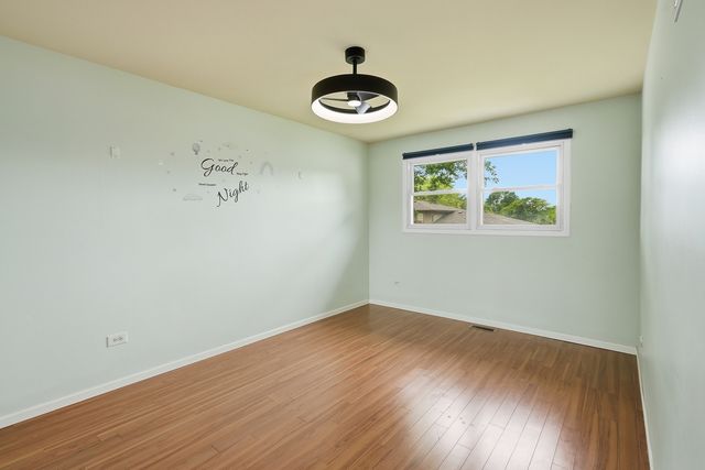 15606 Vista Drive, Oak Forest, IL 60452