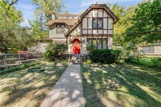 4928 Troostwood Road, Kansas City, MO 64110