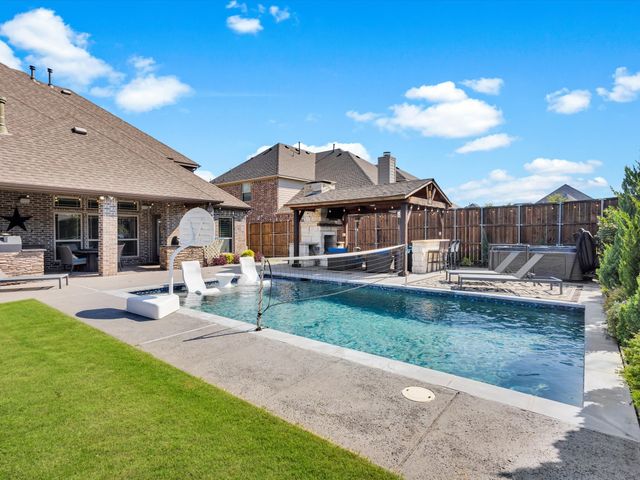 320 Saint Mark Lane, Prosper, TX 75078