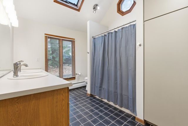 49 Wadleigh Point Road, Kingston, NH 03848