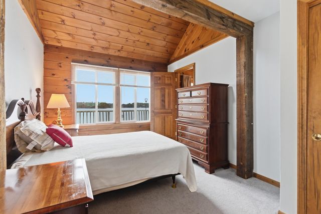 49 Wadleigh Point Road, Kingston, NH 03848