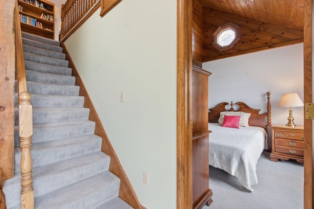 49 Wadleigh Point Road, Kingston, NH 03848