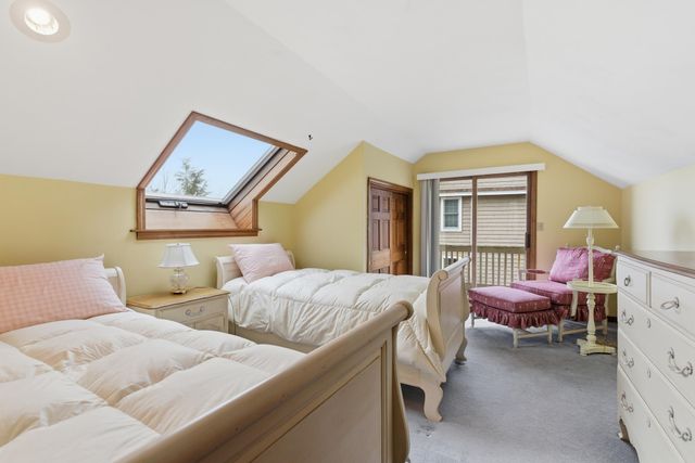 49 Wadleigh Point Road, Kingston, NH 03848