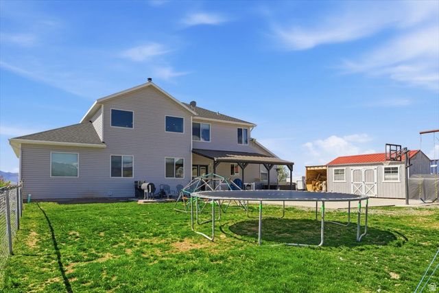 5752 N HIGHWAY 34, Preston, ID 83263