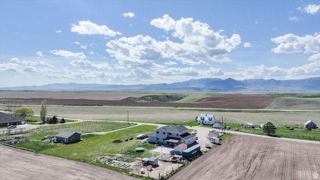 5752 N HIGHWAY 34, Preston, ID 83263