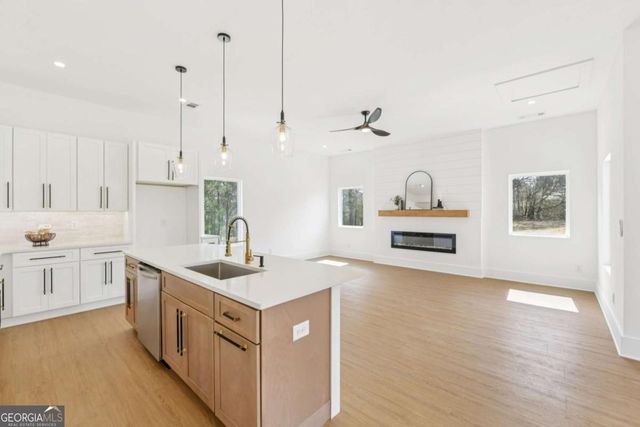 405 Marys Path, Loganville, GA 30052