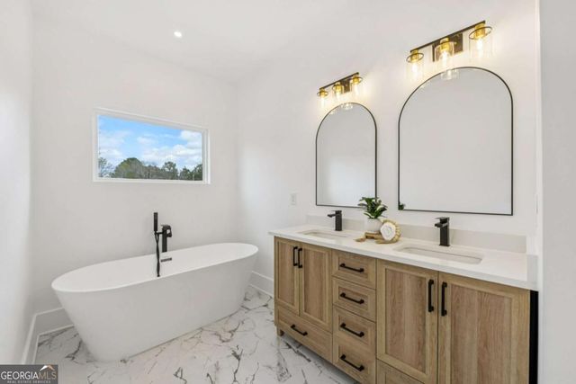 405 Marys Path, Loganville, GA 30052