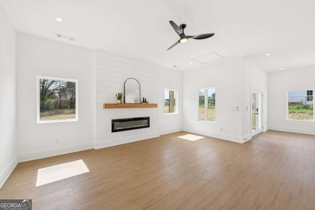 405 Marys Path, Loganville, GA 30052