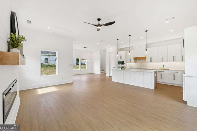 405 Marys Path, Loganville, GA 30052