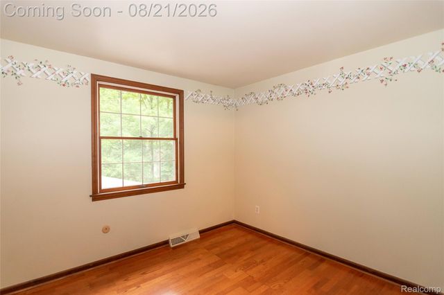 19177 MERIDIAN Road, Grosse Ile Township, MI 48138