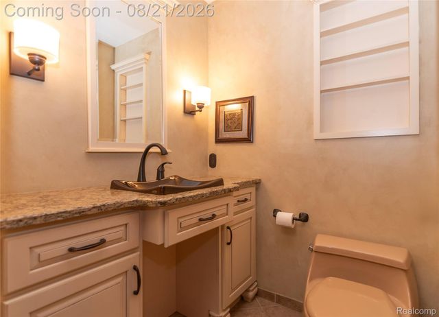 19177 MERIDIAN Road, Grosse Ile Township, MI 48138