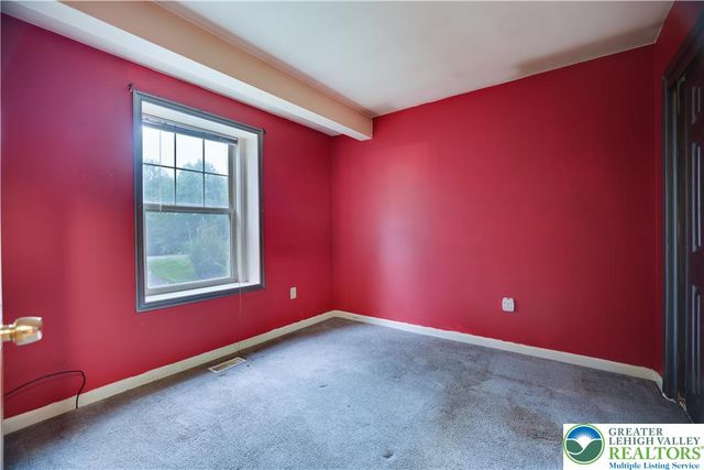 3122 Sparrow Court, Middle Smithfield Twp, PA 18302